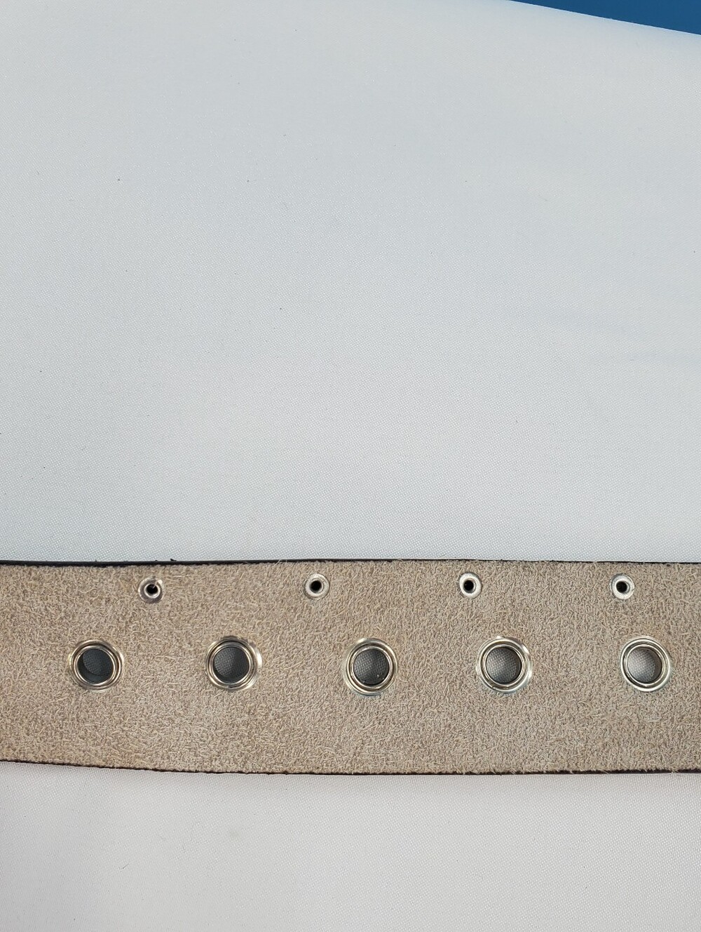 Western style leather belt with rhinestones - Picture 8 of 16